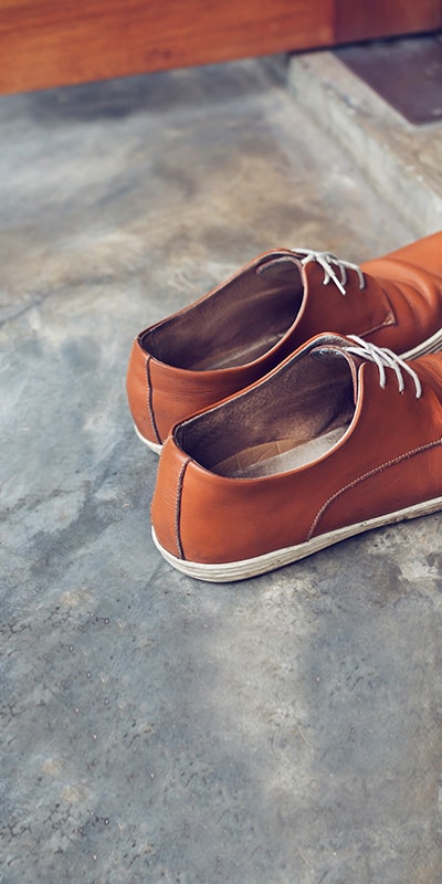 underfloor-heating-slab-flooring take off shoes at front door
